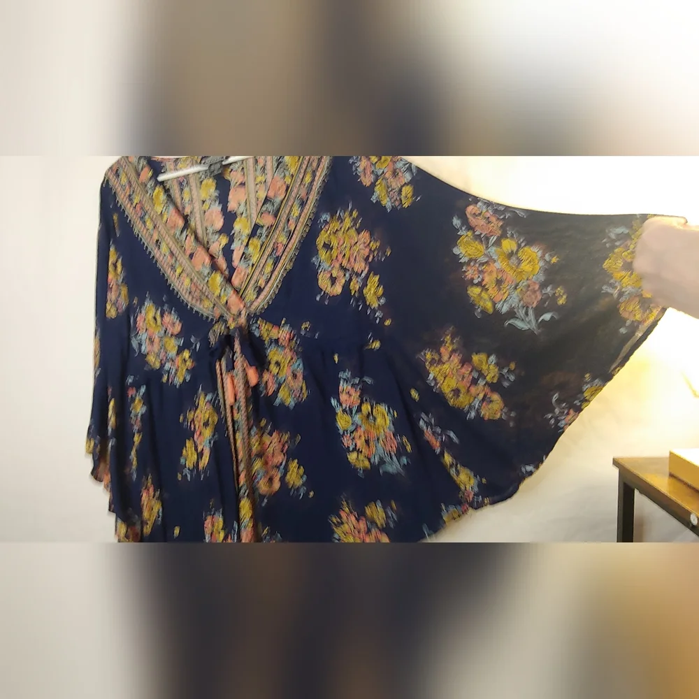 Women's Boho Shirt - Picture 2 of 7